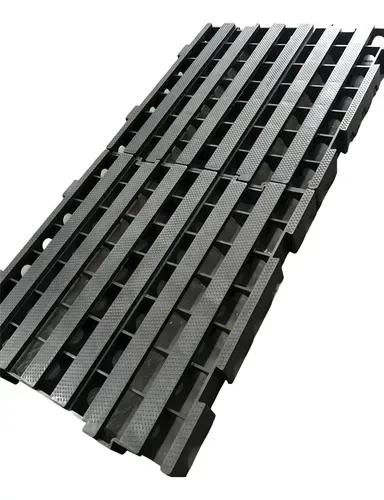 Foto do produto Estrado plástico preto reforçado